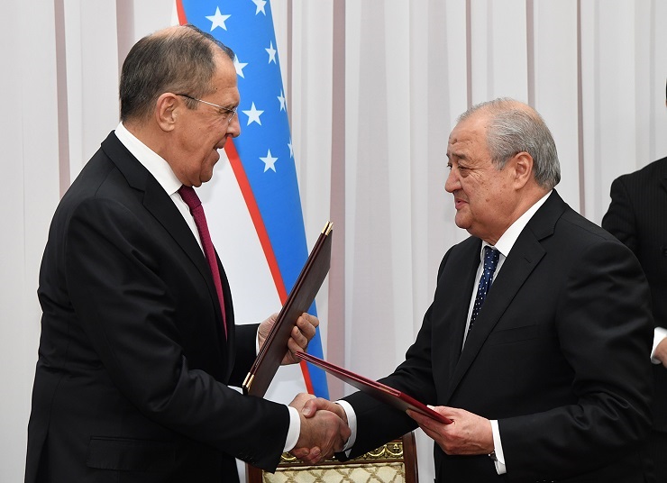 ABDULAZIZ KOMILOV SERGEY LAVROV BILAN UCHRASHDI