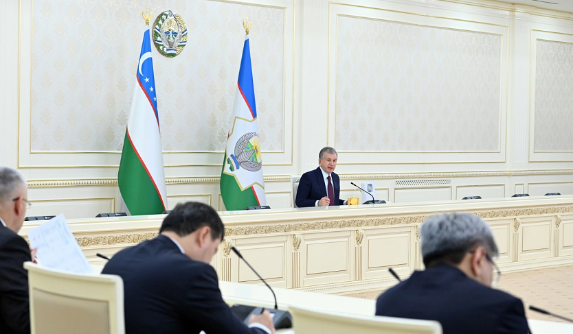 Президент Узбекистана: Руководителям, не работающим во благо семей, не понимающим принцип "во имя чести и достоинства", среди нас нет места