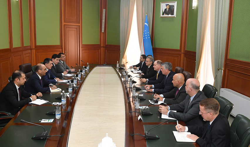 Глава МИД Узбекистана встретился с членами Конгресса США
