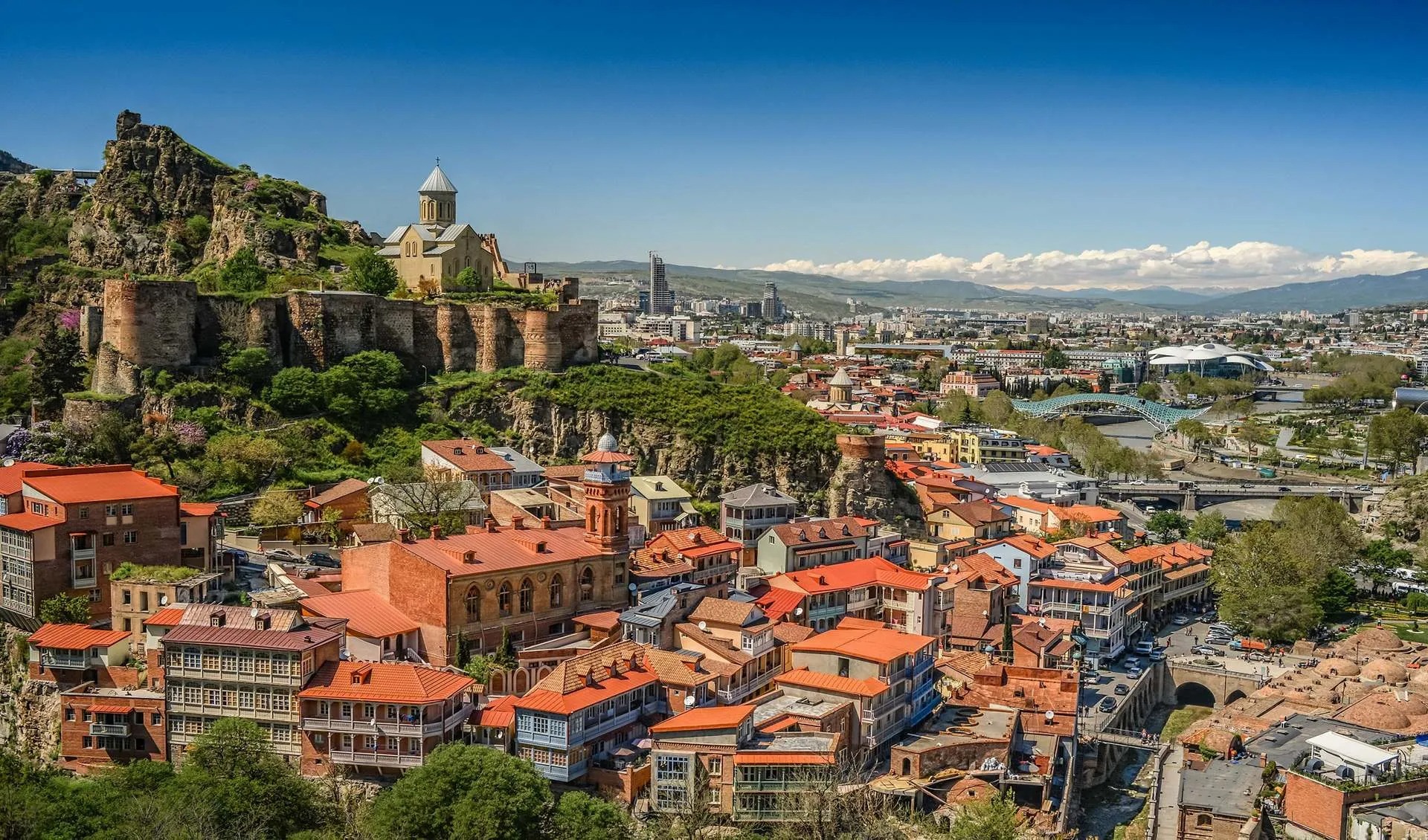 Delegation of Uzbekistan led by Foreign Minister arrives in Tbilisi