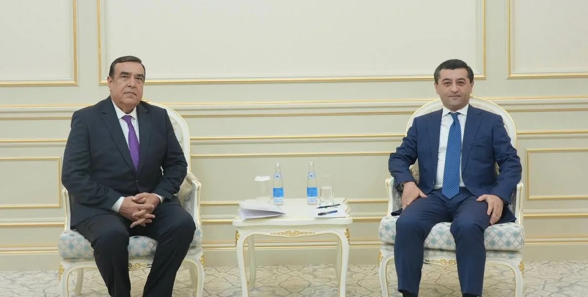 Ўзбекистон ташқи ишлар вазири Тожикистон элчисини қабул қилди